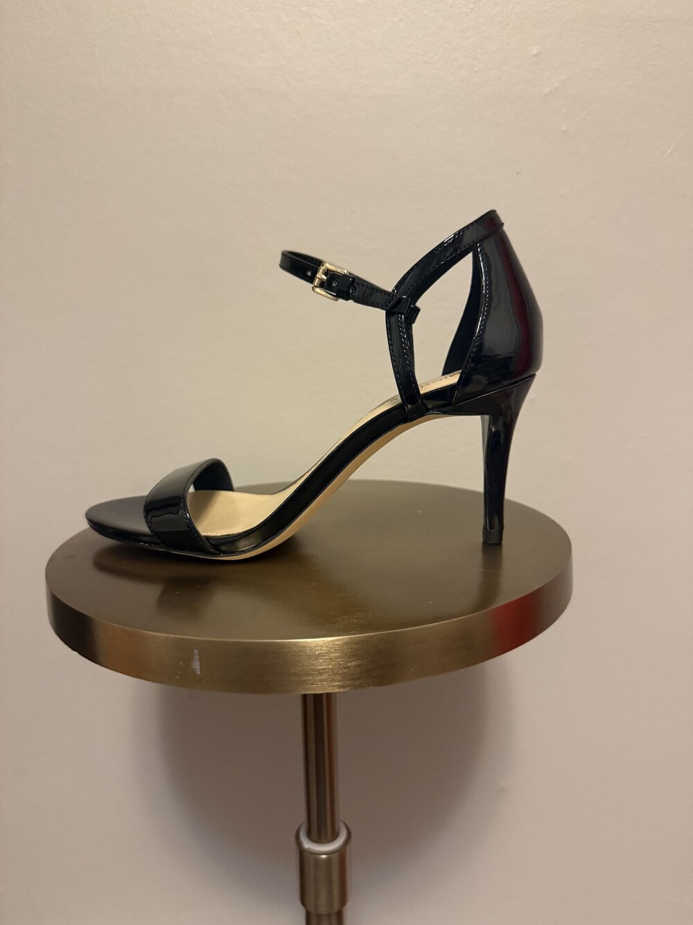 Michael Kors Simone Black Patent Ankle Strap Heels Sandals Size 7 NWT Box